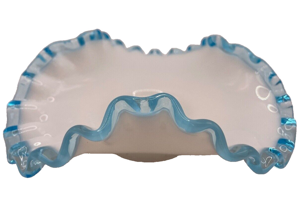 Vintage Fenton Aqua Crest Glass Bon Bon Candy Dish with Ruffled Edge 5.75” USED